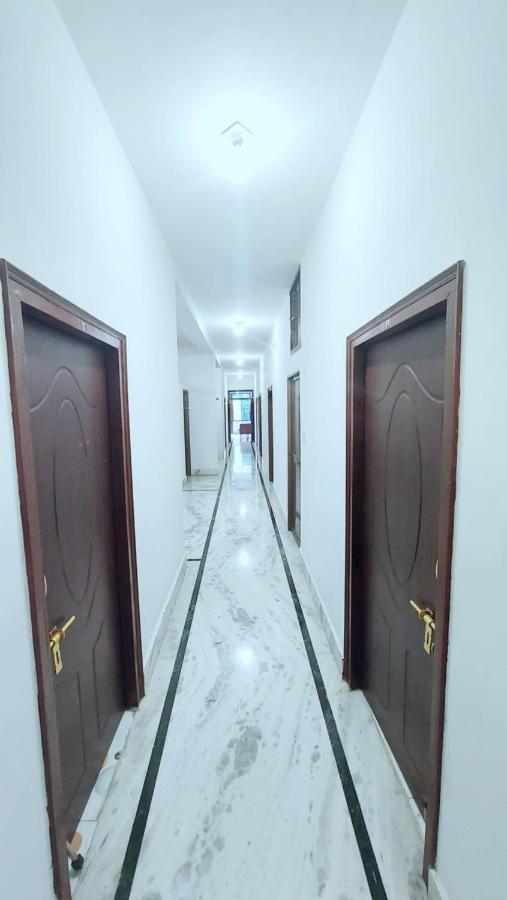 Nilam Guest House ブッダガヤ エクステリア 写真