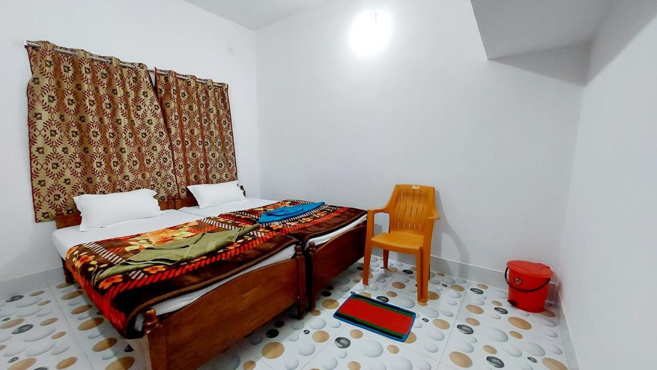 Nilam Guest House ブッダガヤ エクステリア 写真